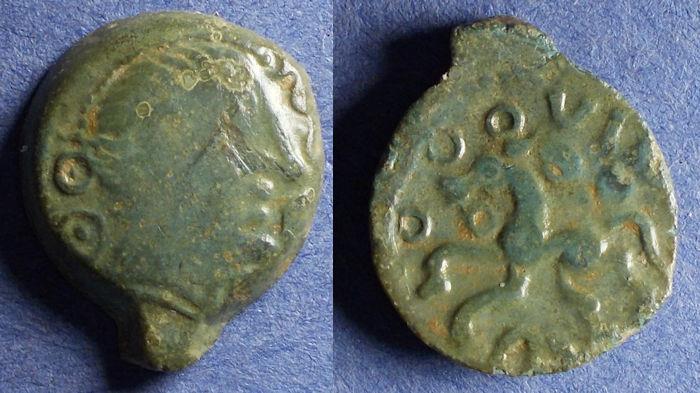 Ancient Coins - Celtic Gaul - Northeast, Catuslogi, Viricius 50-30 BC, Bronze AE15