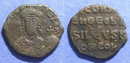 Ancient Coins - Byzantine Empire, Constantine VII & Romanus I 913-959, Follis