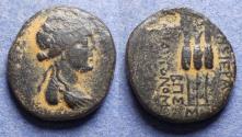 Ancient Coins - Seleucis & Pieria, Apameia Struck 31/30 BC, Bronze AE18