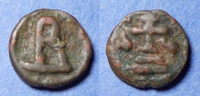 Ancient Coins - Byzantine Empire, Basil I 867-886, Bronze AE17