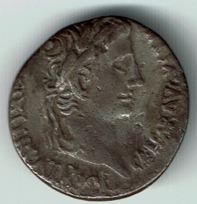 Augustus denarius Caius and Lucius Caesars RIC 207