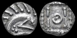 World Coins - England Anglo-Saxon Continental Sceattas AR sceat Serie E Aston Rowant phase