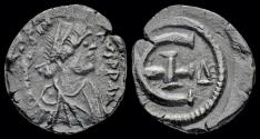Ancient Coins - Justinian I AE pentanummium Large €