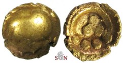 Ancient Coins - Vindelici Gold Stater (Regenbogenschuesselchen) - bird's head - Pellets within torque