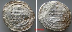 World Coins - 579RL6Z) THE ABBASID CALIPHATE, THIRD PERIOD, AL-MUQTADIR, 295-320 AH / 908-932 AD, AR DIRHAM, 25 MM, 1.99 GRMS, STRUCK AT THE MINT OF MADINAT AL-SALAM IN THE YEAR 318 AH; VF