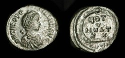 Ancient Coins - Theodosius I. 379 - 395 AD. AE 14. Constantinople Mint. RIC IX  63(b)