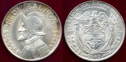 World Coins - PANAMA 1962 1/2 BALBOA  ... CHOICE BU