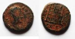 Ancient Coins - ROMAN AE 4 . CAMP GATE