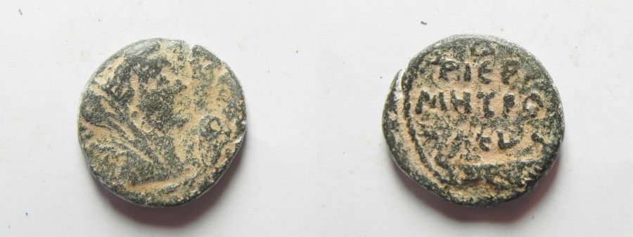 PHOENICIA . TYRE AE 17 . 1ST CENT. A.D | Roman Provincial Coins