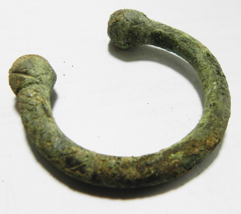 HOLY LAND. IRON AGE PRE-COINAGE CURRENCY BRACELET SHAPED BRONZE INGOT ...