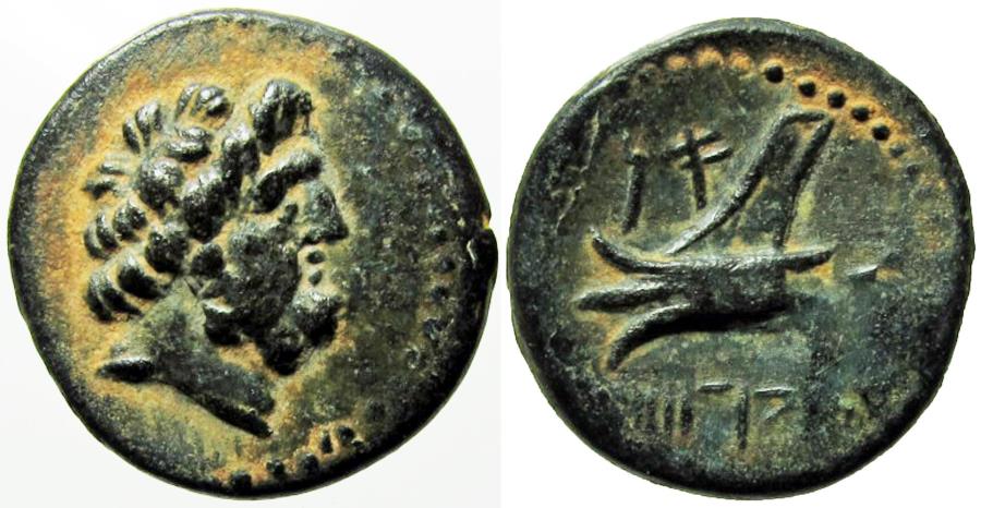 Ancient Coins - Phoenicia, Arados Æ 15mm. Circa 206-126 BC.