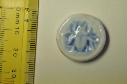 World Coins - Thailand; Chinese Porcelain Gambling Token no date - 1800's/ early 1900's
