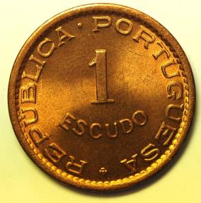 World Coins - Mozambique  - Portuguese Colony Bronze  Escudo 1965  Red UNC