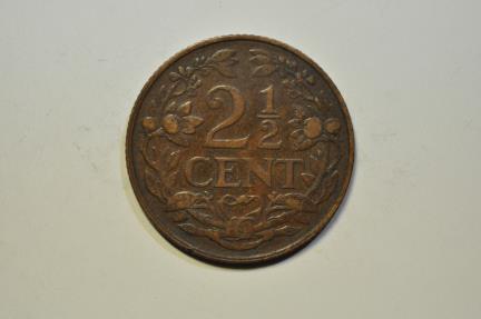 World Coins - Netherlands; 2 1/2 Cent 1919