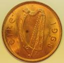 World Coins - Ireland Bronze Penny 1968 Red UNC