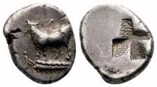 Ancient Coins - KALCHEDON AR Half-Siglos. EF-. Circa 340-320 BC. Bull.