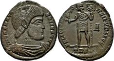 Ancient Coins - MAGNENTIUS AE2 (Maiorina). EF-. Treveri mint. FELICITAS REI PVBLICE.