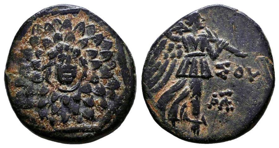 MITHRIDATES VI of PONTUS AE21. EF-. Amisos mint. Gorgon and Niké.