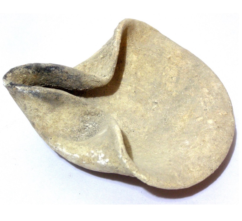 An Oil Lamp From Land Of Israel The Israelite Period