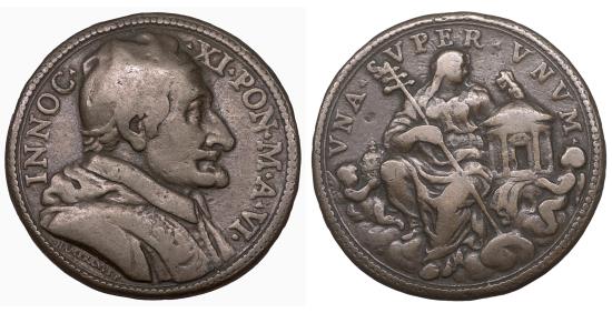 World Coins - Papal States Innocent XI Medal 29-06-1682 XF with box