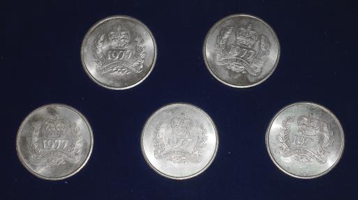 World Coins - Queen Elizabeth 1977 Silver Jubilee 5 Commemorative Medals