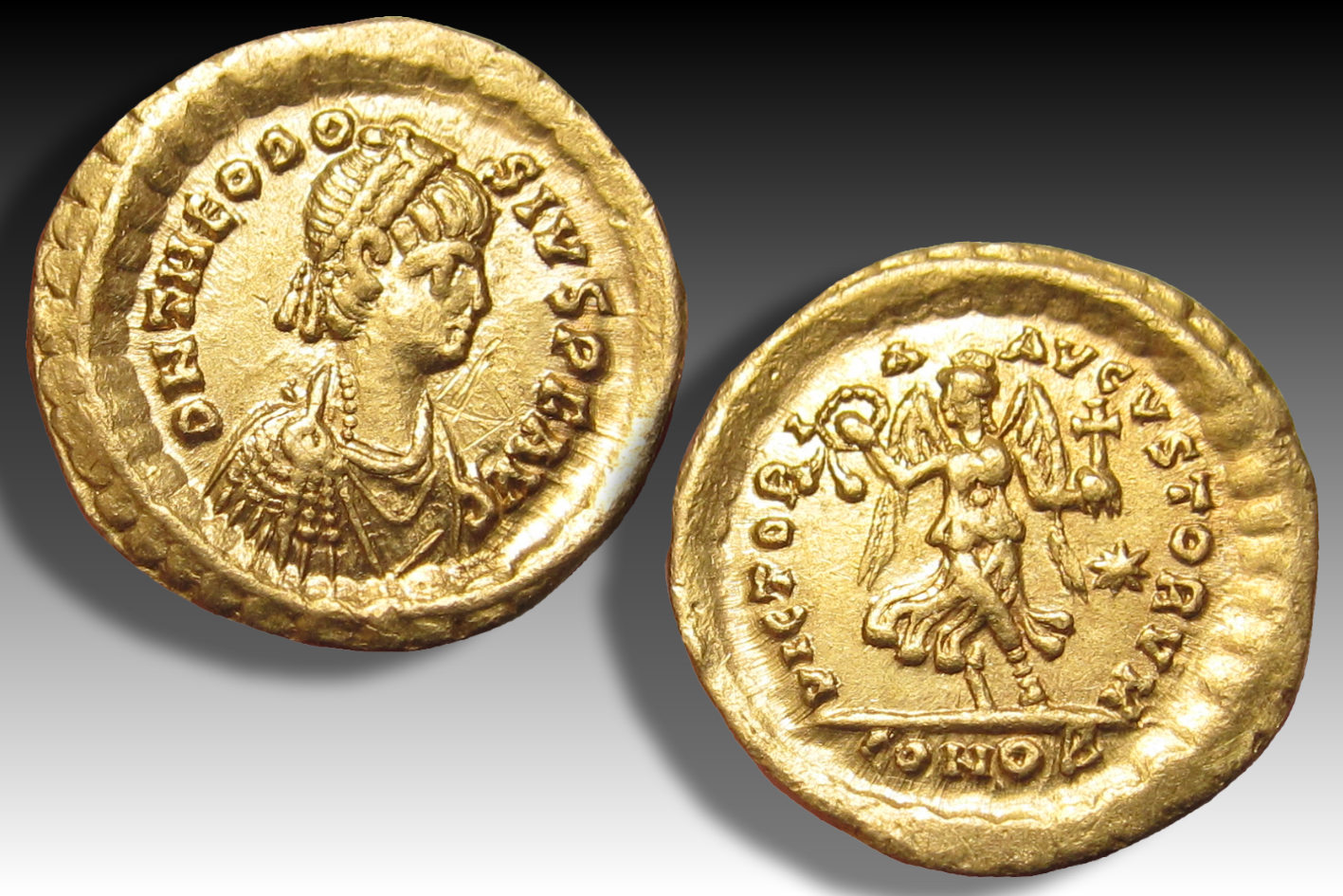 AV gold tremissis Theodosius II, Constantinople mint circa
