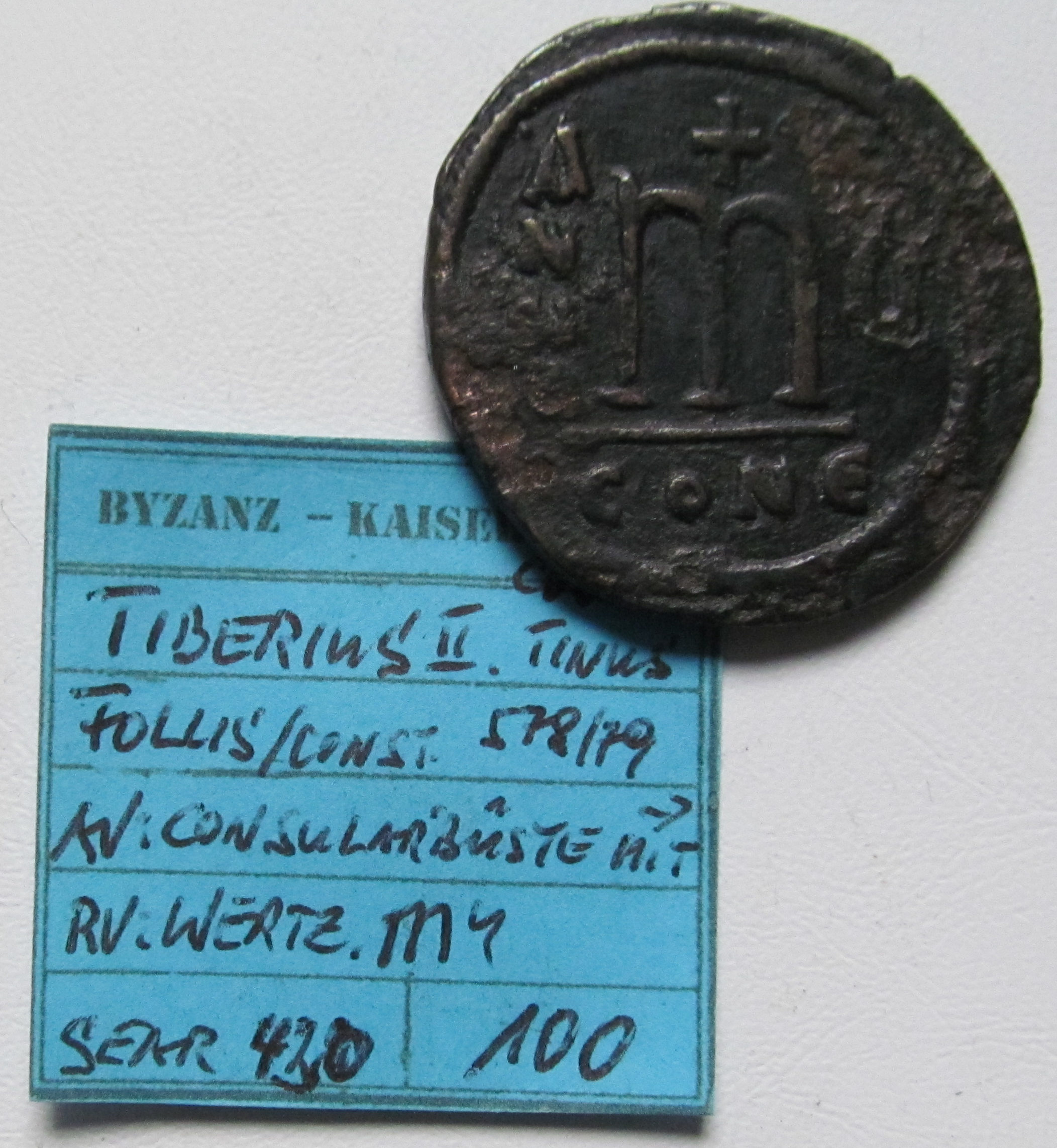 Æ 40 nummi / Æ follis Tiberius II Constantine, Constantinople 5th