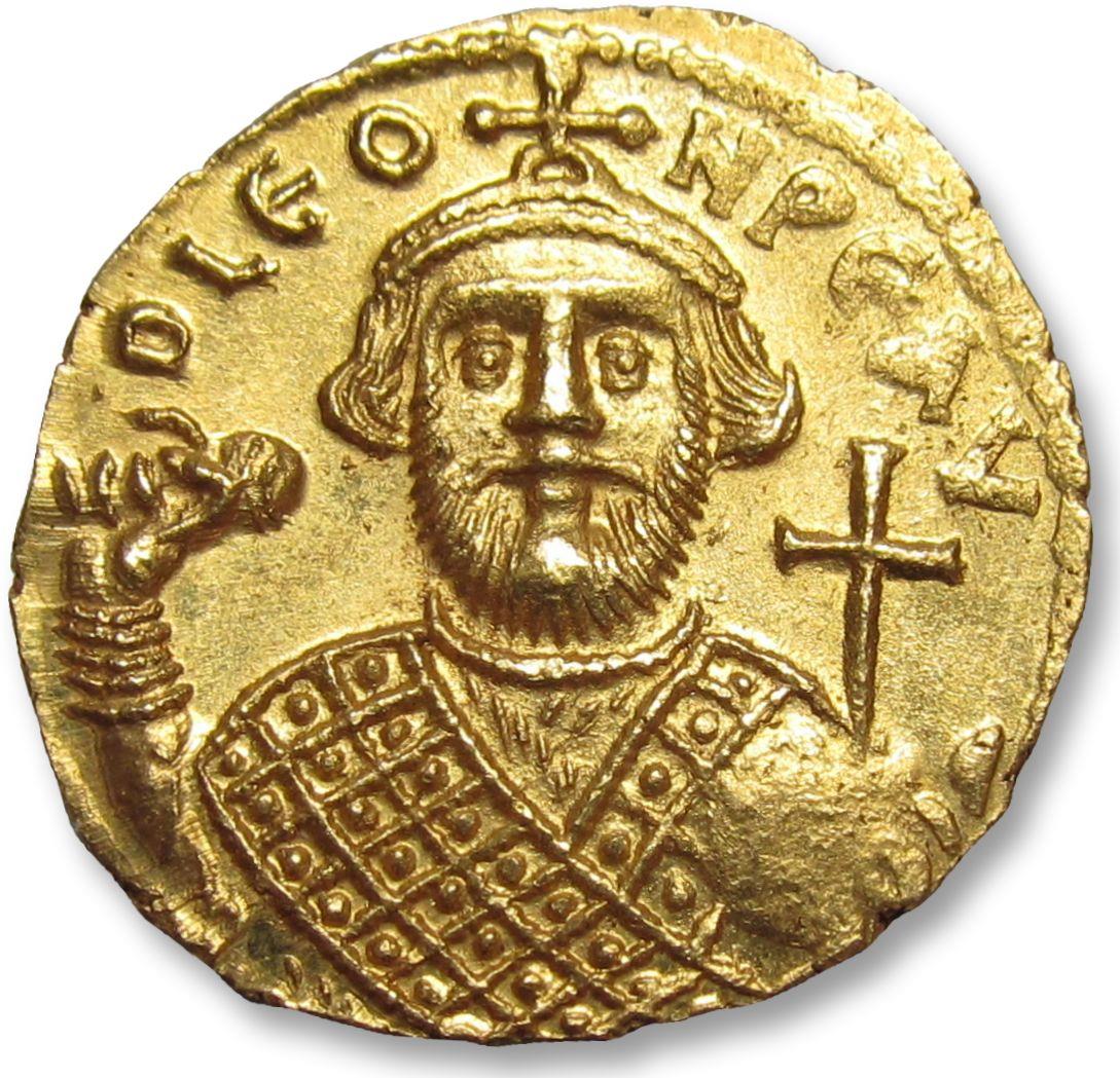 AV gold solidus Leontius, Constantinople mint 695-698 A.D.