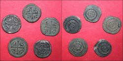 World Coins - Lot comprising 5 medieval Hungarian coins of Bela II and Kalman