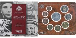 World Coins - San Marino, Set 1 ct. - 5 Euro, First Men In Space, 2011, Coin card.FDC