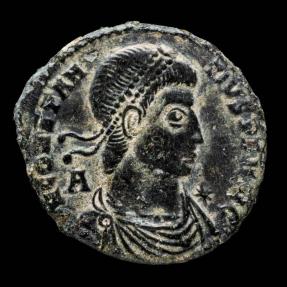 Ancient Coins - Constantius II Follis - HOC SIGNO VICTOR ERIS - 23 mm / 4,56 gr.