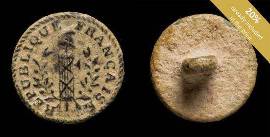 Ancient Coins - Button Republique Francaise 14 mm.