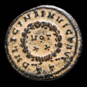 Ancient Coins - Licinius I - DN LICINI INVICT AVG VOT XX, Ticinum - 19 mm / 3.21 gr.