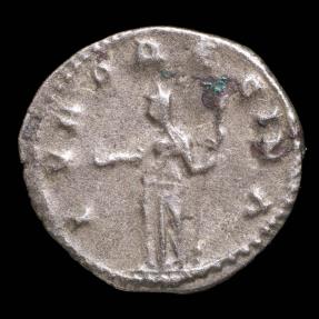 Ancient Coins - Salonina Ae Antoninianus - IVNO REGINA - 19 mm / 2.40 gr.