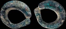 Ancient Coins - Ancient Bronce Precoin, Ring Shape - 23 mm / 2,31 gr.