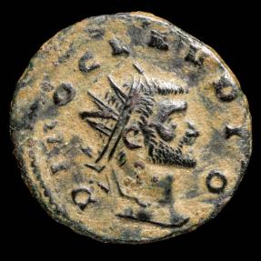 Ancient Coins - Claudius II - CONSECRATIO - 21 mm / 3.03 gr.