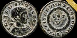 Ancient Coins - Crispus - CAESARVM NOSTRORVM VOT V, Arles - 20 mm / 2.48 gr.