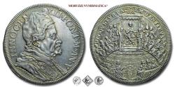 World Coins - Papal States, Pope INNOCENT XII, Pignatelli, PIASTRA, 1696 AN V, Mint of Rome, SILVER, good VF (45/70), RARE, (Muntoni 20)