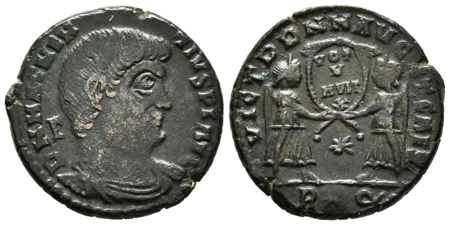 Magnentius Ae Centenionalis 351 352 Ad Rome Mint R Star Q Two Victories Vict Dd Nn Avg Et Caes