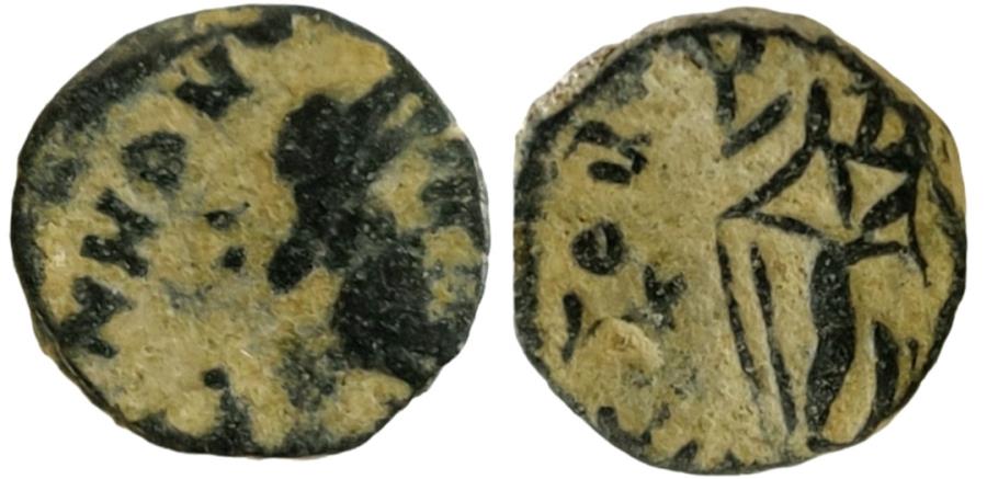 Ancient Coins - Honorius. A.D. 393-423. AE