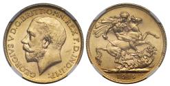 World Coins - George V 1915 Sovereign, graded MS62