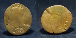 World Coins - ARAB SASANIAN: Abay. Ca. AH 72-95. AE Pashiz, Bishapur mint, 1.12gm