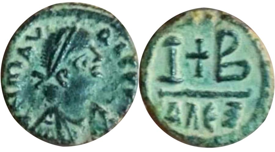 BYZANTINE. PseudoImperial issue with the types of Justin II (AD 565