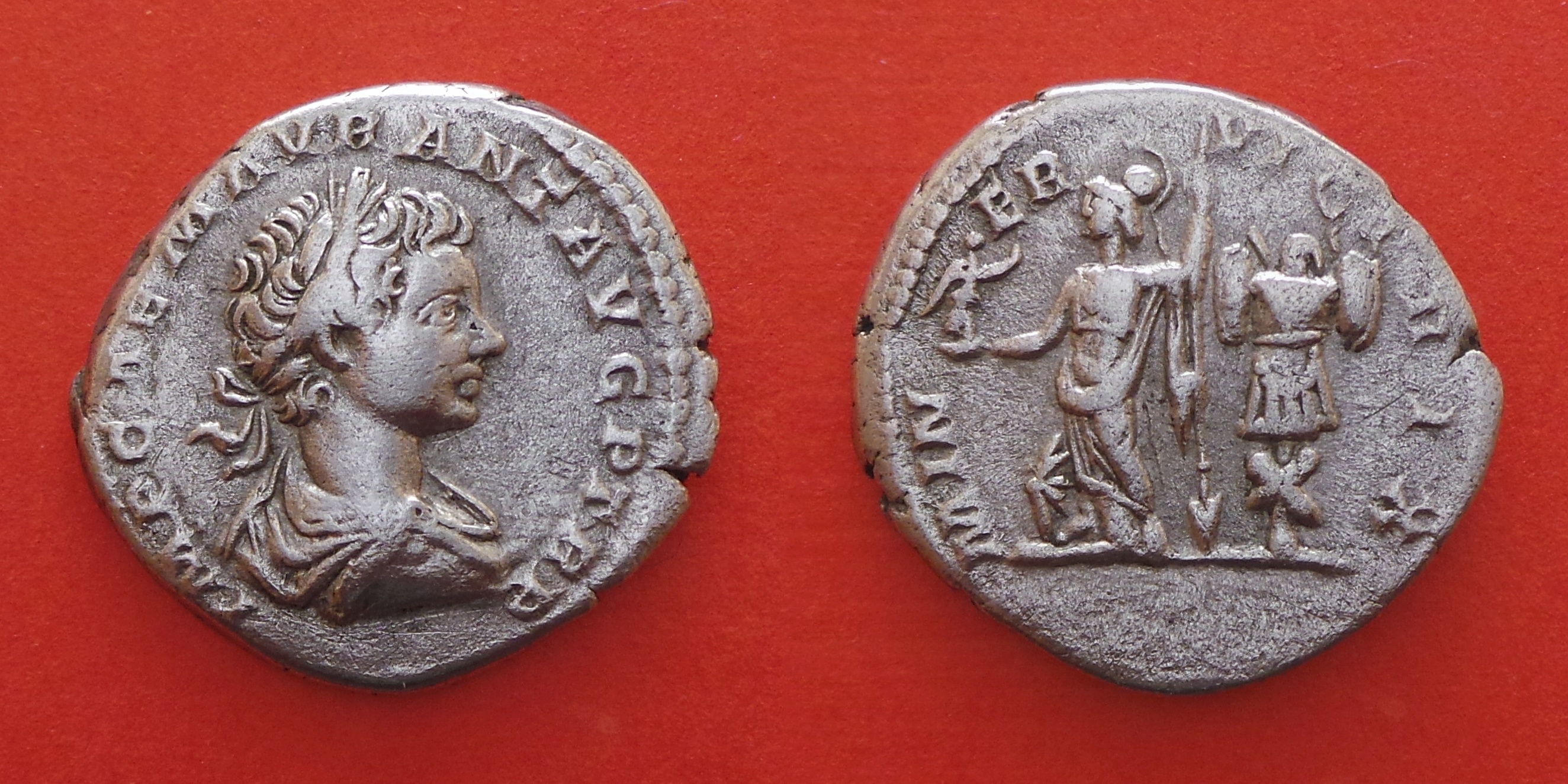 Ancient Roman denarius Caracalla, 198-217 (C254) top