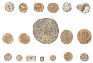 World Coins - Interesantísimo conjunto de 18 piezas de plomo clasificadas por Gaspariño como Fichas, de diferentes pesos y medidas. Este conjunto es muy atractivo para realizar un gran estudio