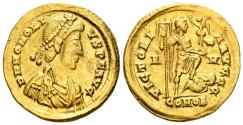 World Coins - HONORIO. Sólido. (Au. 4,42g/21mm). 395-423 d.C. Constantinopla. (RIC X 1352, catalogado como R4; Cohen 44). Anv: Busto diademado, drapeado y con coraza de Honorio a derecha, alred