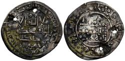 World Coins - CALIFATO DE CÓRDOBA, Muhammad II. Dirham. (Ar. 2,89g/24mm). 399H. al-Ándalus / الاندلس. (Vives 681; Frochoso 399.57). Citando a Yahwar / جهور en la IA. MBC-. Pátina oscura. Perfor
