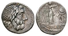 Ancient Coins - GENS CORNELIA. Quinario. (Ar. 1,96g/14mm). 88 a.C. Roma. (RIC 345/2). Anv: Cabeza laureada de Júpiter a derecha. Rev: Victoria estante coronando escudo a derecha, debajo leyenda: