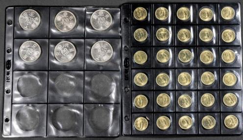 World Coins - ESTADO ESPAÑOL Y CONTEMPORANEO. Interesante conjunto formado por cientos de monedas de diferentes formatos, módulos, materiales así como estados de conservación. El conjunto inclu