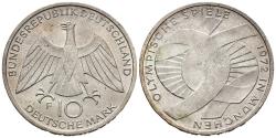 World Coins - ALEMANIA. 10 Marcos (Ar. 15,55g/33mm). 1972. Stuttgart F. Juegos Olímpicos de Munich. Nudo. (Km#131). EBC-.